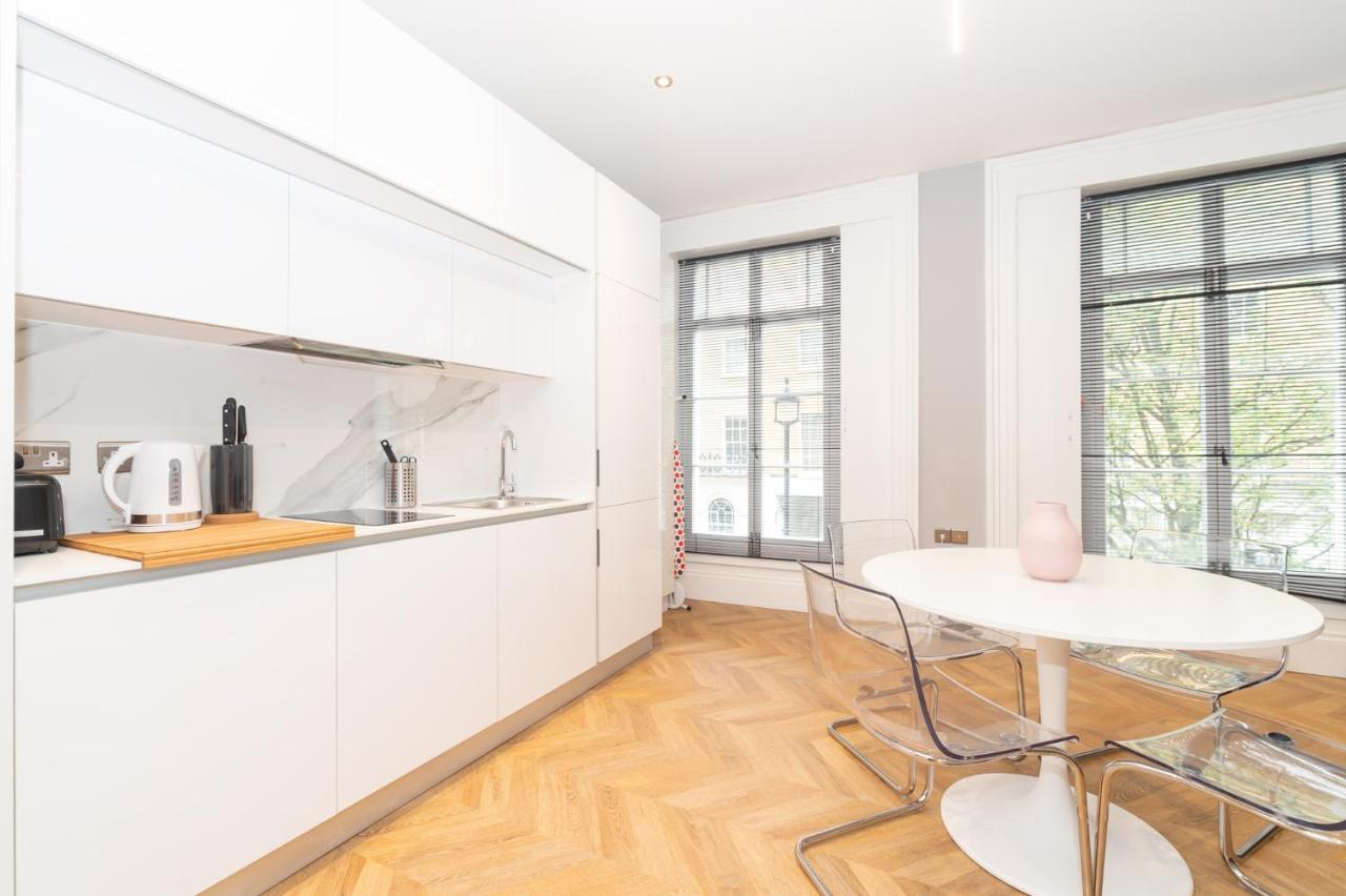 Stunning Hyde Park Apartments 런던 외부 사진