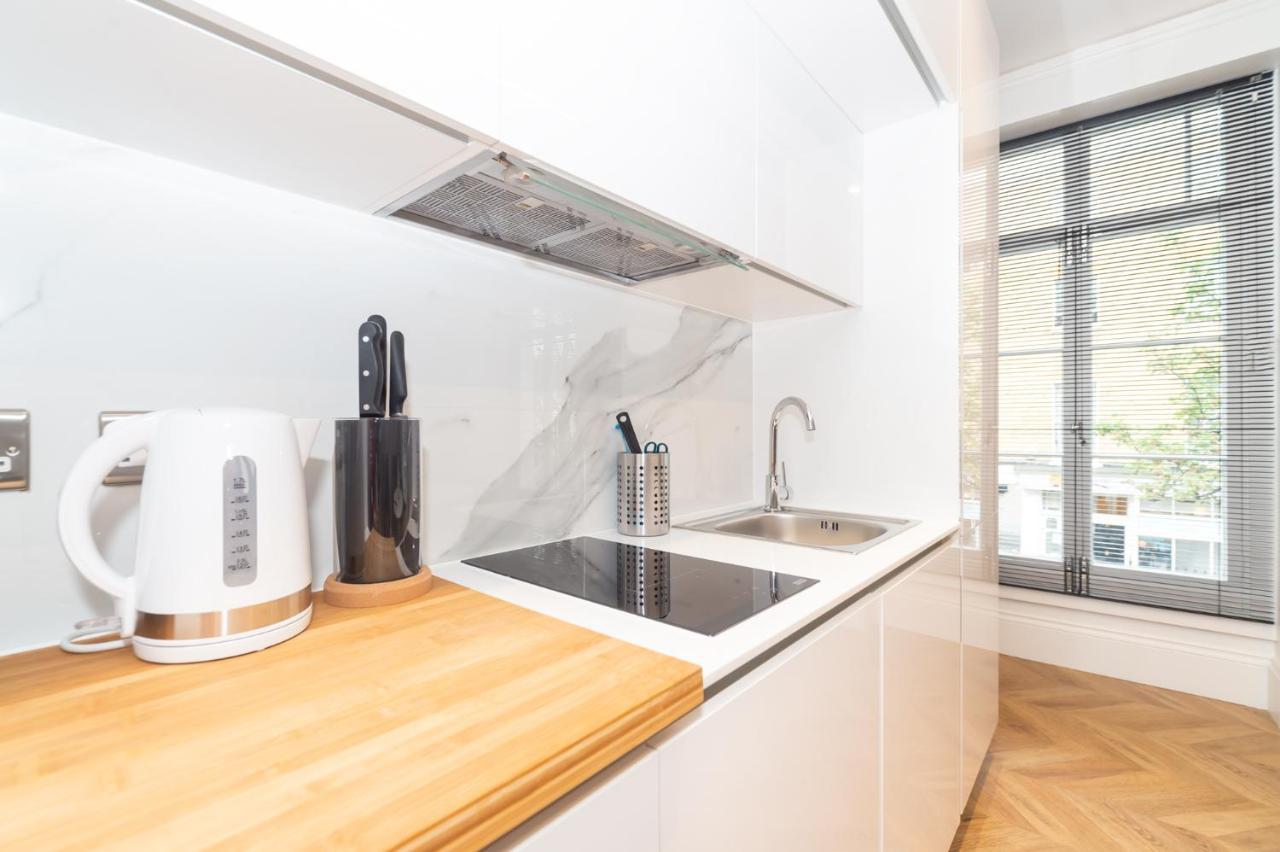 Stunning Hyde Park Apartments 런던 외부 사진