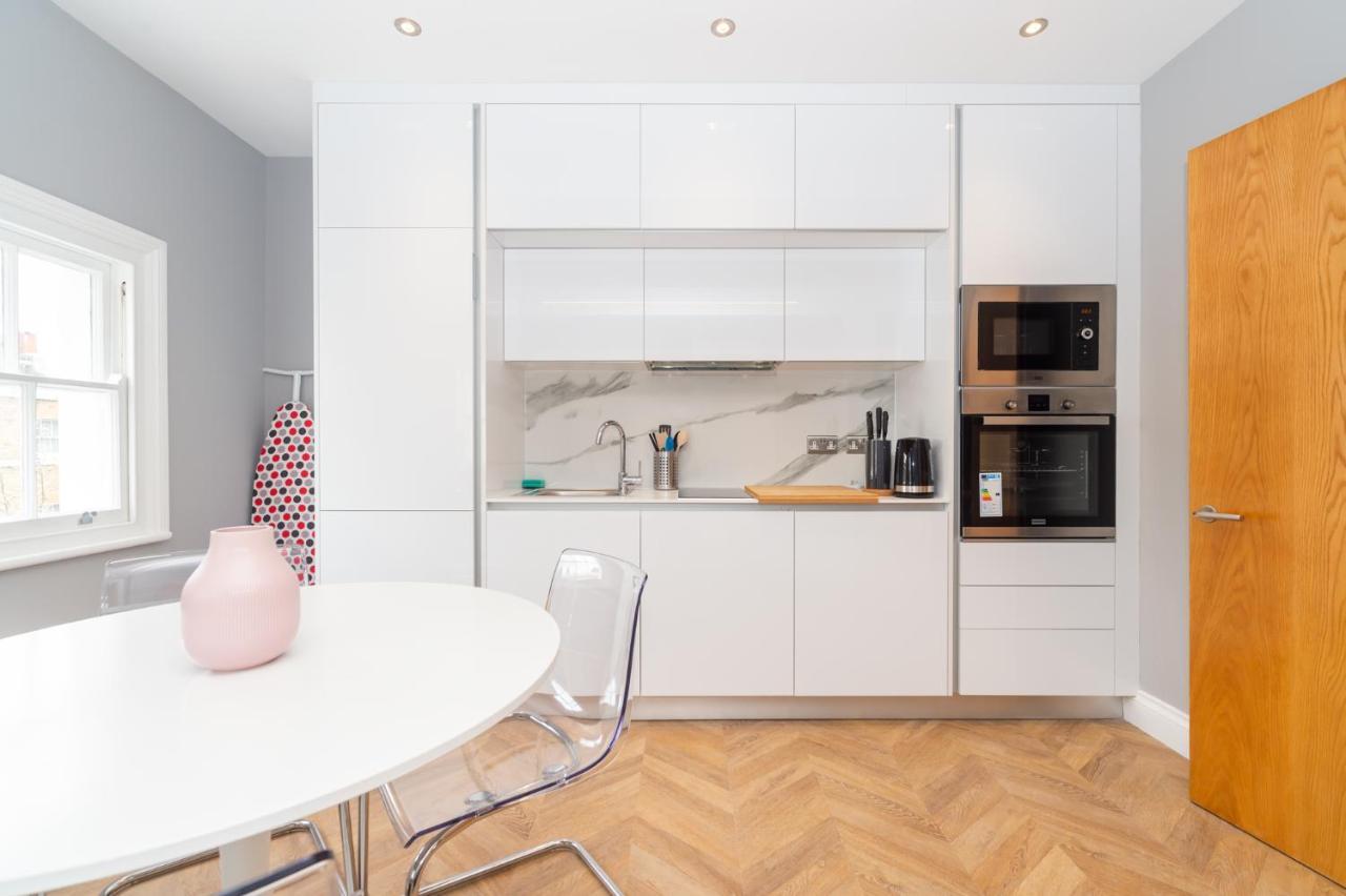 Stunning Hyde Park Apartments 런던 외부 사진