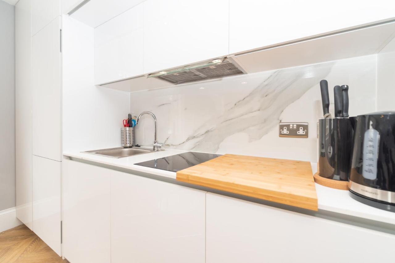 Stunning Hyde Park Apartments 런던 외부 사진